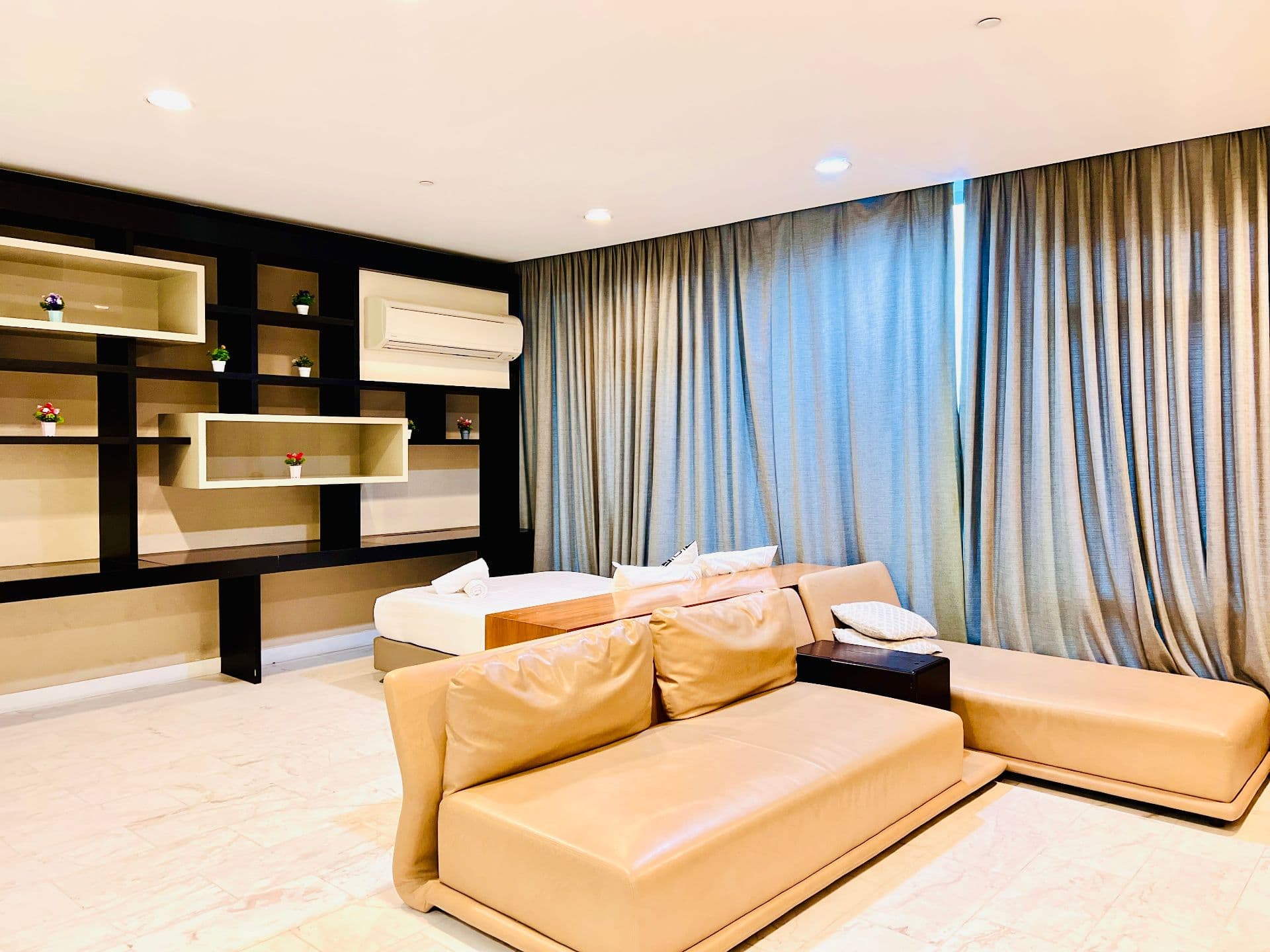 Three Bedroom Apartment gallery 2
