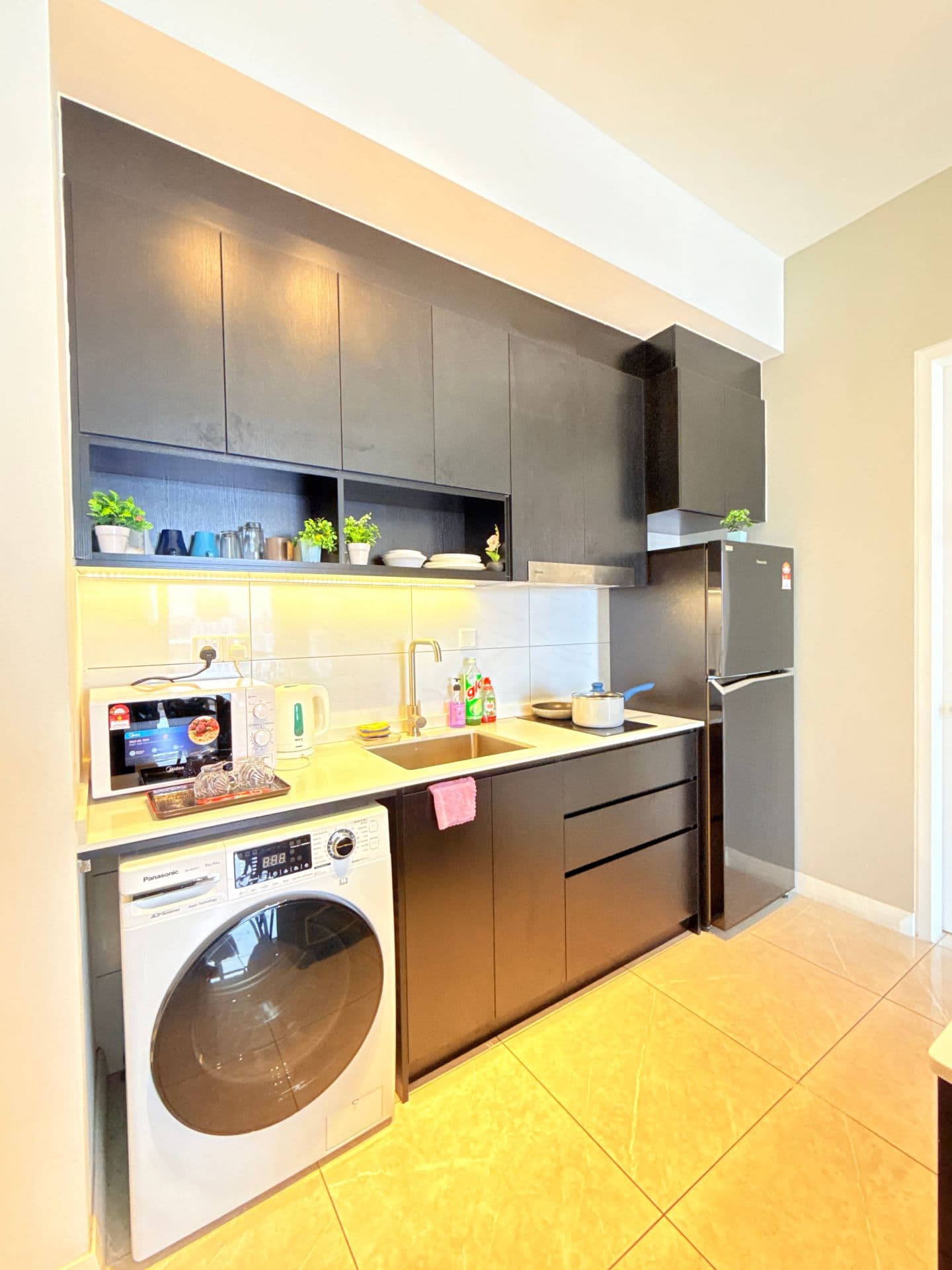 Three Bedroom Apartment gallery 3