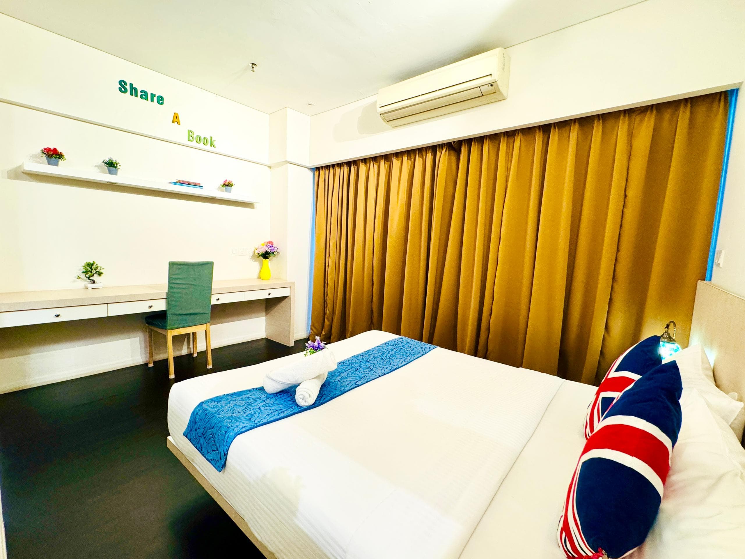 One Bedroom Apartment